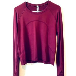 Lululemon Long Sleeve Tee - Maroon